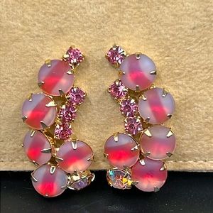 Vintage Leru pink/purple givre glass earrings